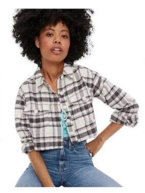 American Eagle Outfitters Cropped Black & White Plaid Jacket